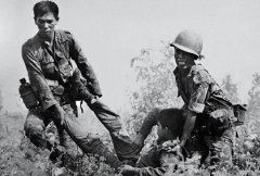 kaiyun官方网站 1979年越军使用毒气弹，让自若军伤一火惨重，许世友差点一火国越南！